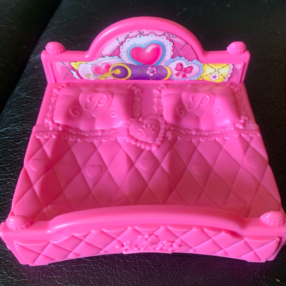 Little People FISHER PRICE Pink Toy Bed for Kids